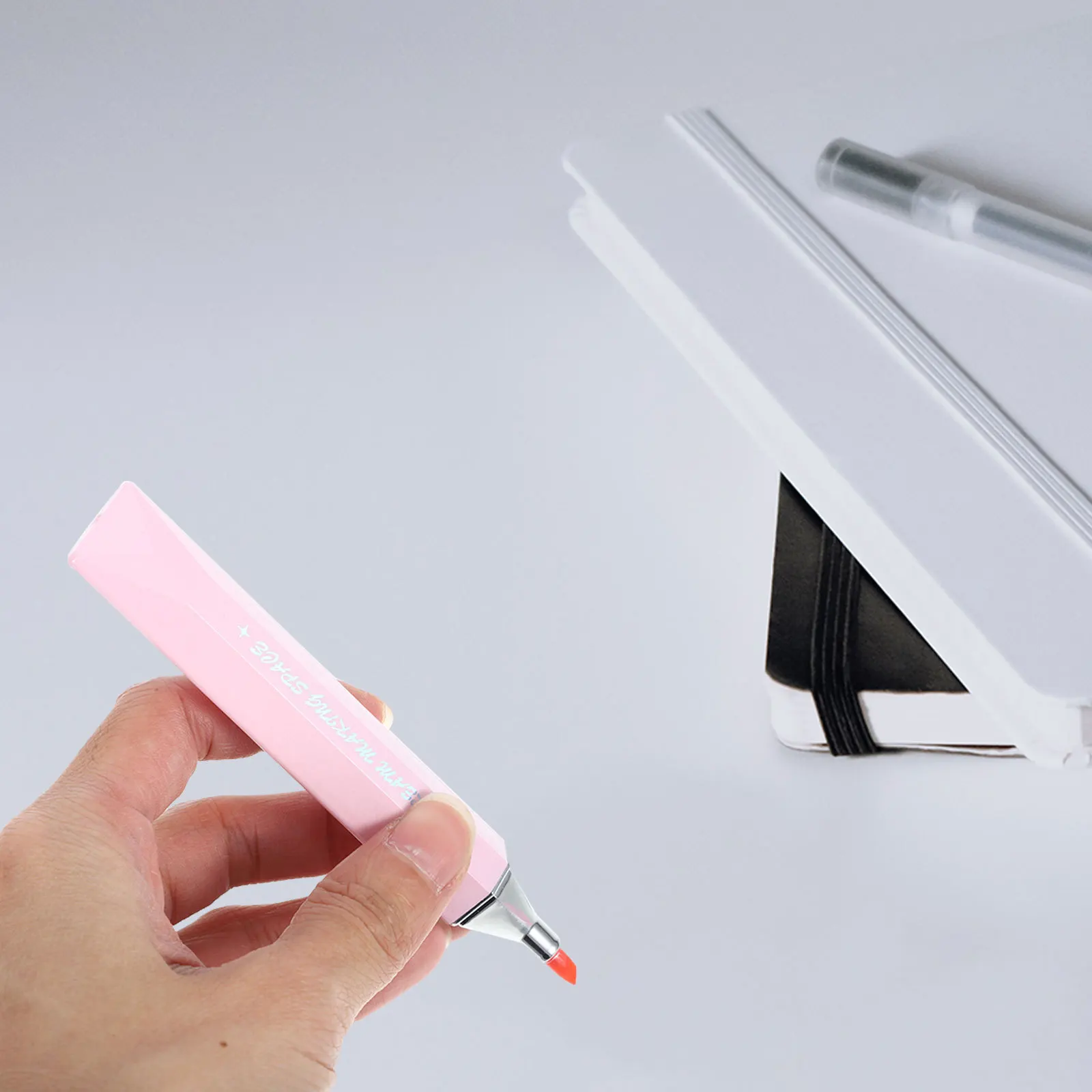 4pcs Soft Tip Highlighter Pens Comfortable Grip Extra-Smooth Writing Leak-Proof For Study Note Marking Journal Bible Book