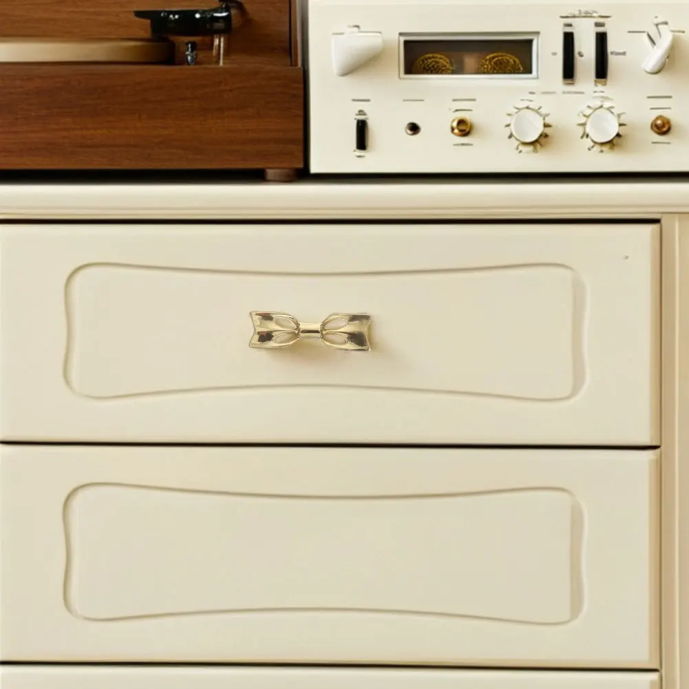 

2Sets Brass Bow Drawer Handles Creative Vintage Bowknot Cabinet Pulls for Wardrobe Dresser Cupboard Furniture Hardware