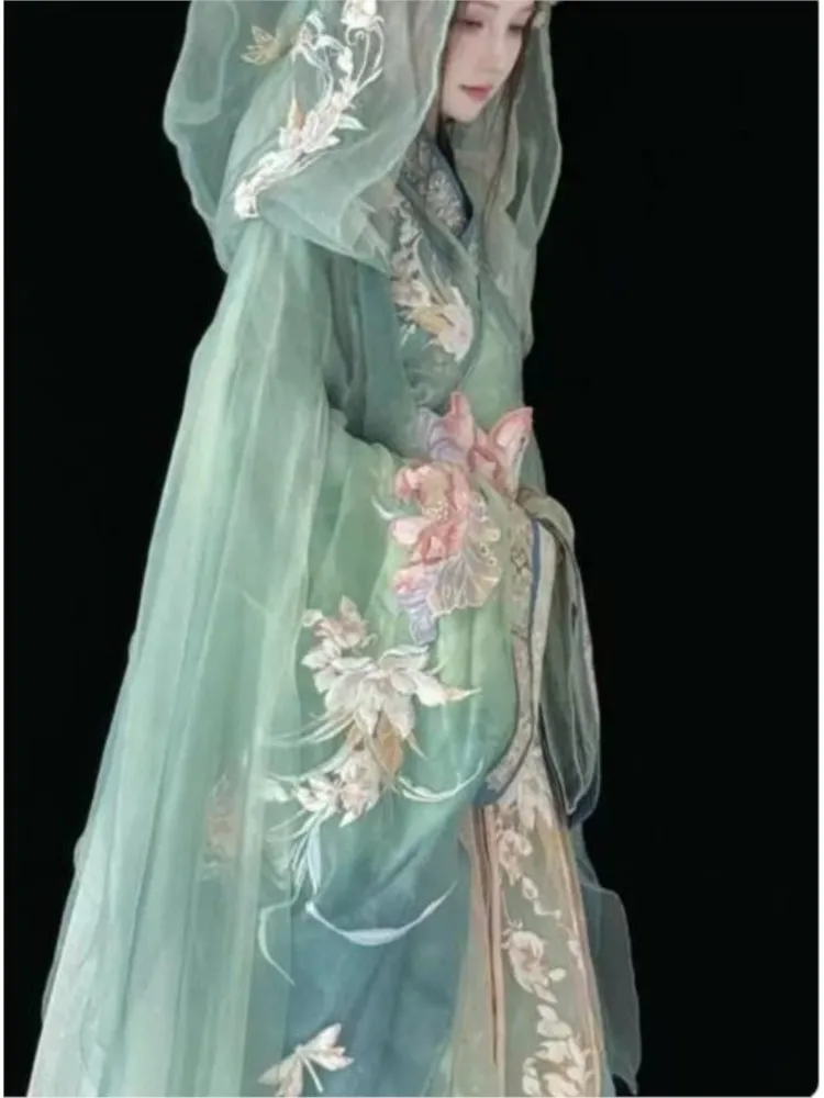 New Hanfu women's Heavy embroidery cape in multiple colors