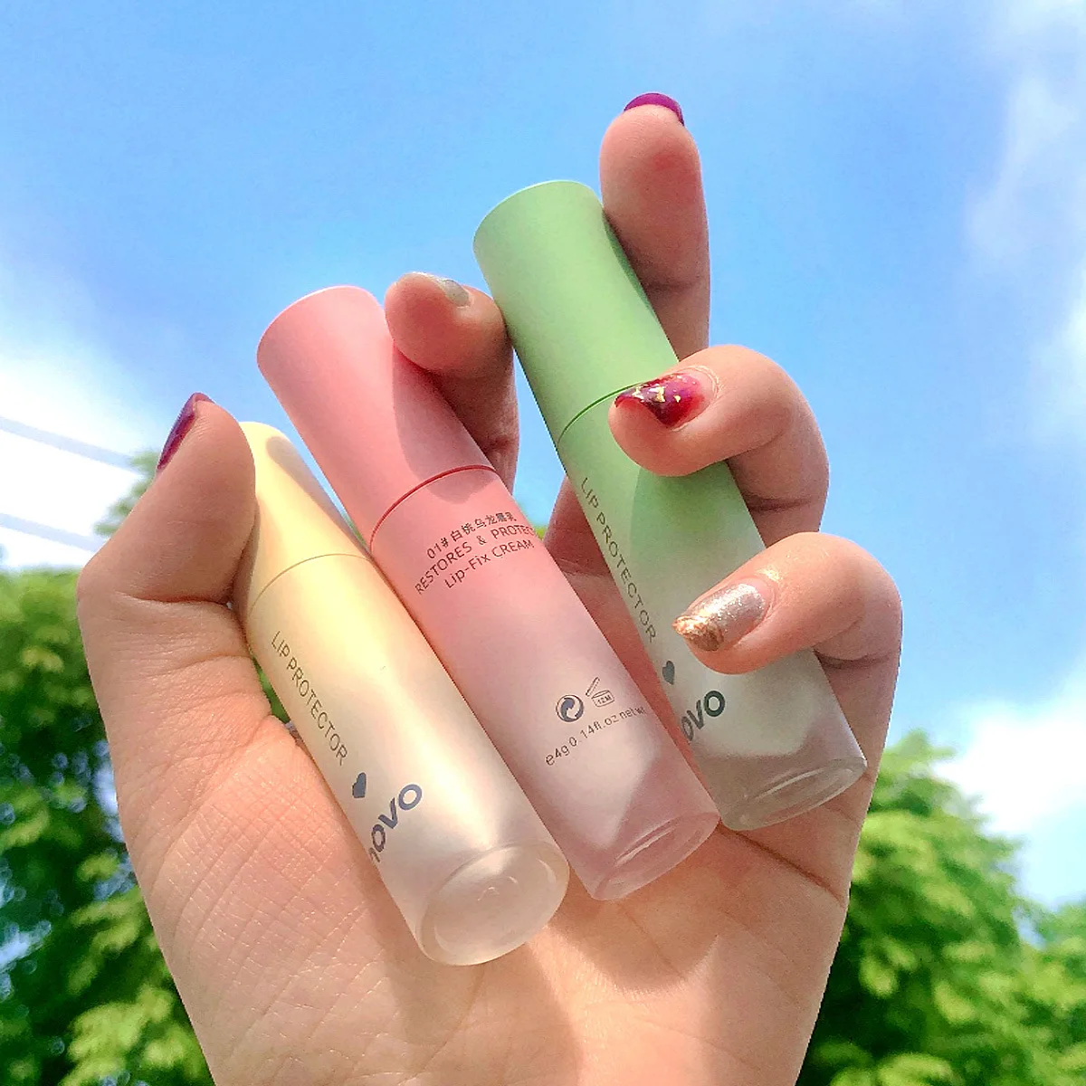 NOVO Super Moisturizing Lip Balm ครีม Protector Lip Line Liquid ลิปสติก Long Lasting Makeup Lip Tint เครื่องสำอางค์สำหรับฤดูหนาว