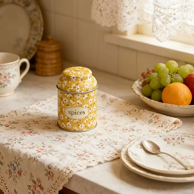 Pastoral Style Romantic Daisy Print Sealed Tin Cookie Jar Candy Jar Unique Shape Photography Props Decorative Jar