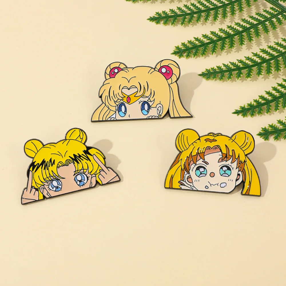 Cartoon character brooch, funny expressions, metal badges, small accessories, hat pins, brooches, bag charms