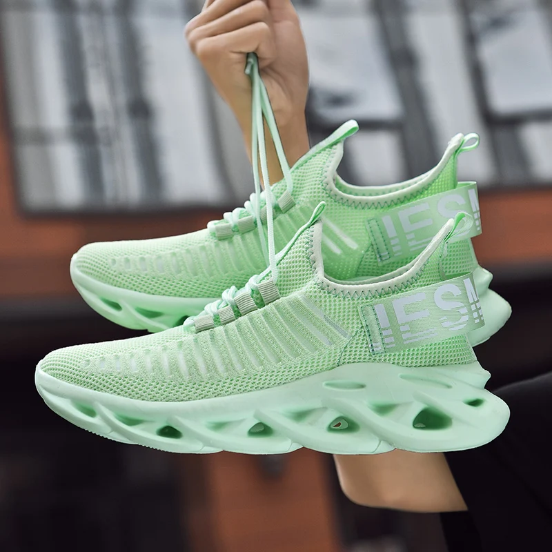 Sportliche Herren-Sneaker, leichte, atmungsaktive Turnschuhe, rutschfeste Wanderschuhe, bequeme Sportschuhe für das Training von Männern – Detail 9