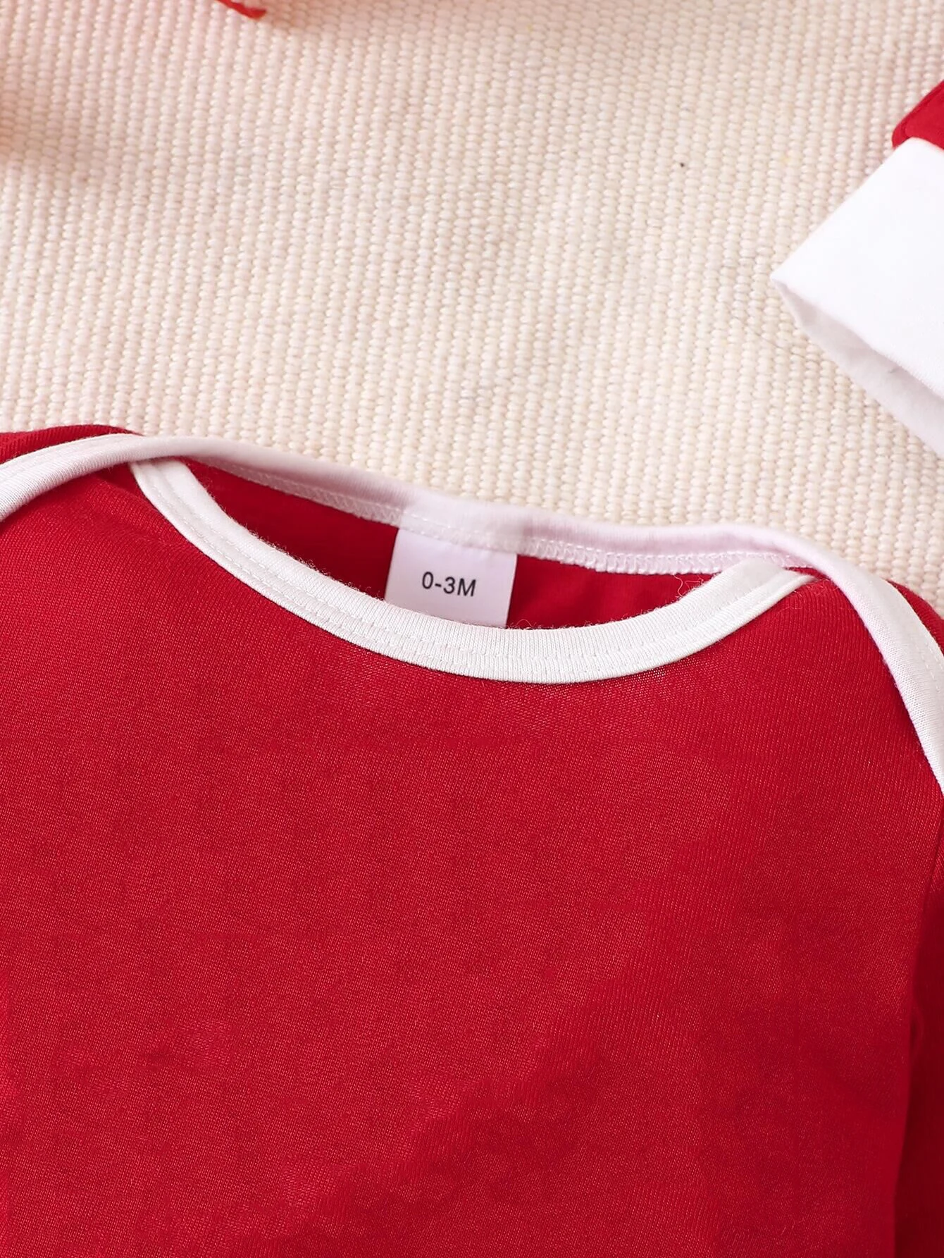 بدلة رومبير برقبة دائرية مع إصدار محدود لعيد الميلاد مع قبعة لهدية عطلة ربيع الخريف للأطفال حديثي الولادة