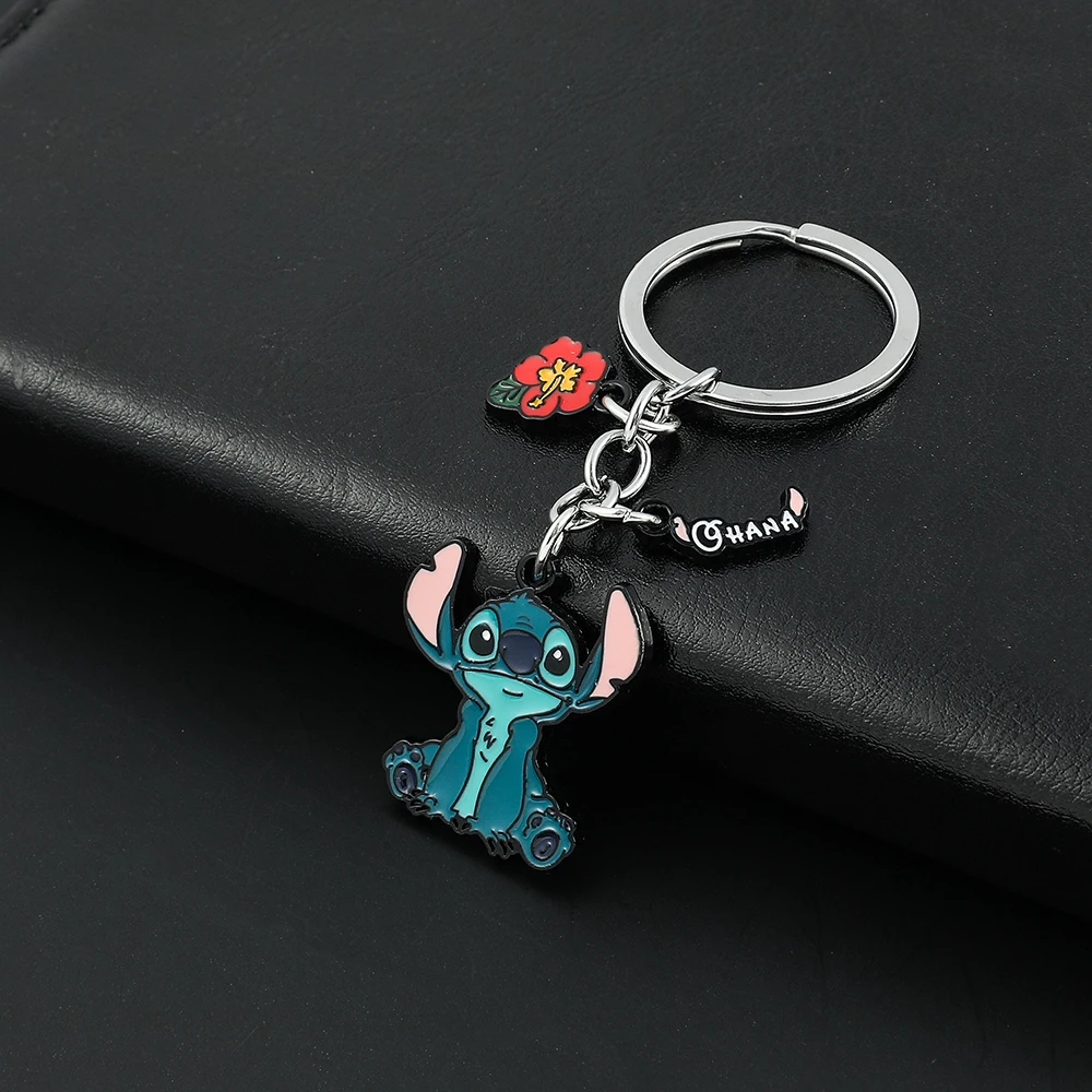 Cartoon Lilo and Stitch Keychain Disney Metal Enamel Pendant Keyrings Cute Stitch Keyholder for Bag Accessories Gift for Friends