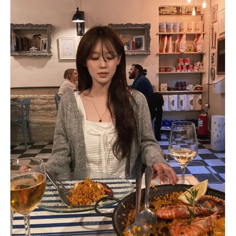 

Корейский свитер с кружевной отделкой и бретельками, женская внутренняя одежда, модный уличный стиль для весны, осени и зимы