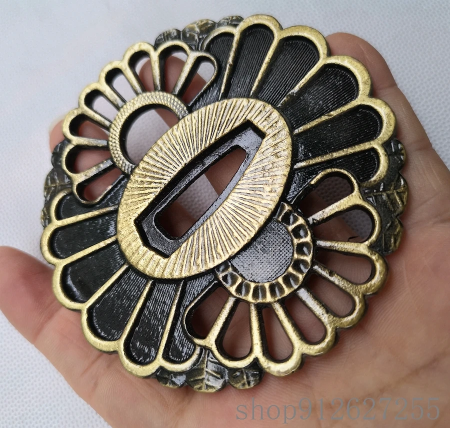 Hige alloy flower tsuba  For Japanese katana wakizashi tanto