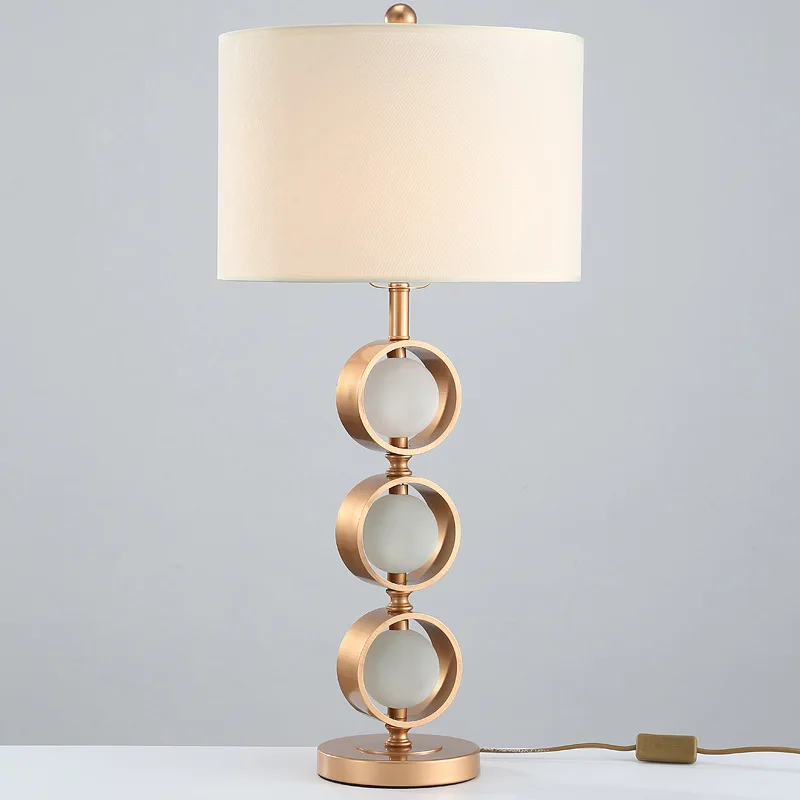 ما بعد الحداثة، أمريكي، بسيط، غرفة معيشة، فيلا، إبداع، شخصية، غرفة نوم، مصباح مكتبي