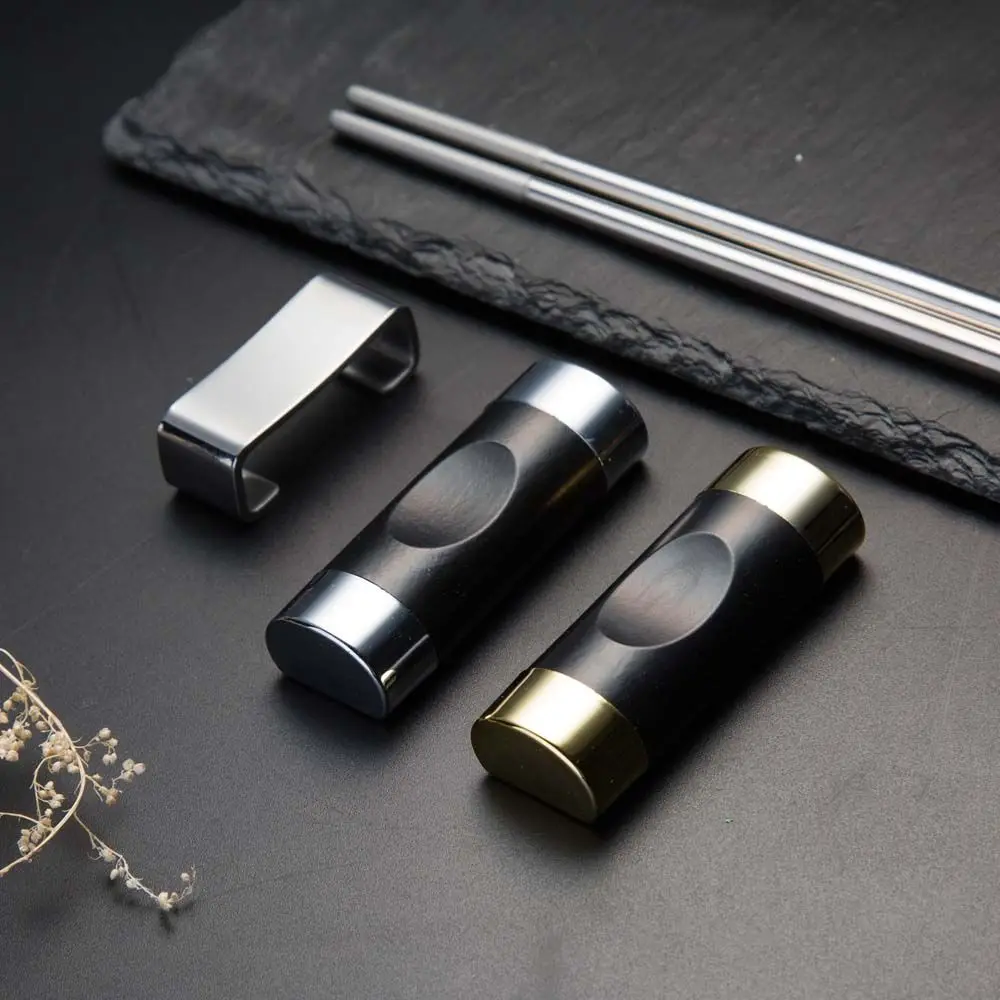 

Alloy Chinese Chopstick Food Stick for Sushi Sticks Chopsticks Rest Chopsticks Holder Spoon Pillow Shape Frame Kitchen