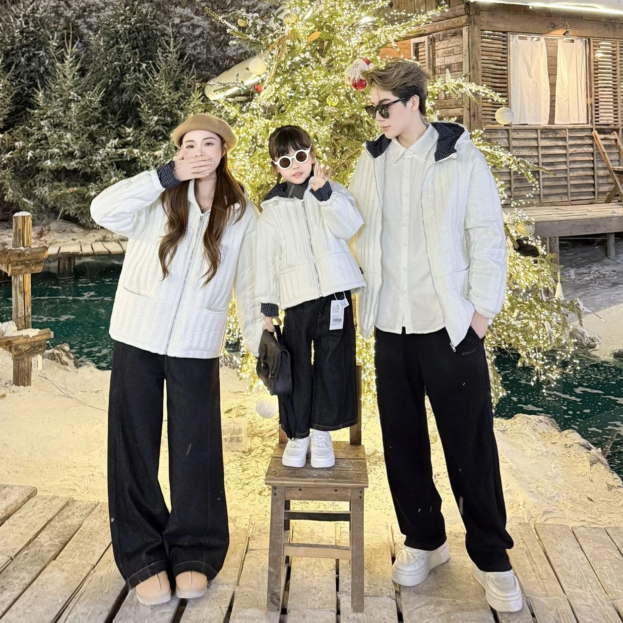 

‌2025 Winter Korean Style Family Matching Clothes Parents Kids Hooded Cotton Padded Coat Mother Daughter Warm Thermal Outerwear