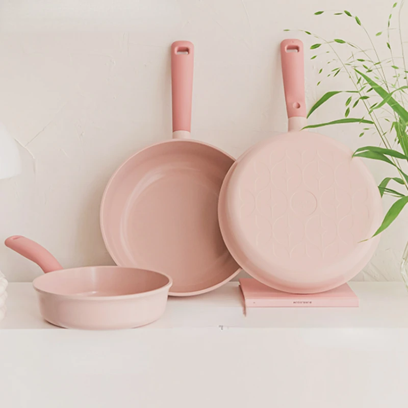 Korean Pink Kitchen Pans Healthy Ceramic Non-stick Coating Frying Pan Creative Ventilation Holes Stockpot Milk Pot Cookware Set