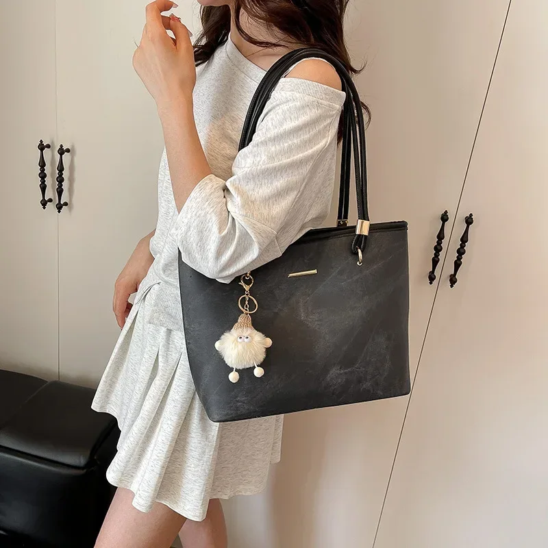 

Женская вместительная большая сумка 2025 года — пригородная сумка через плечо большой вместимости и модная студенческая ручная сумка для колледжа и работы