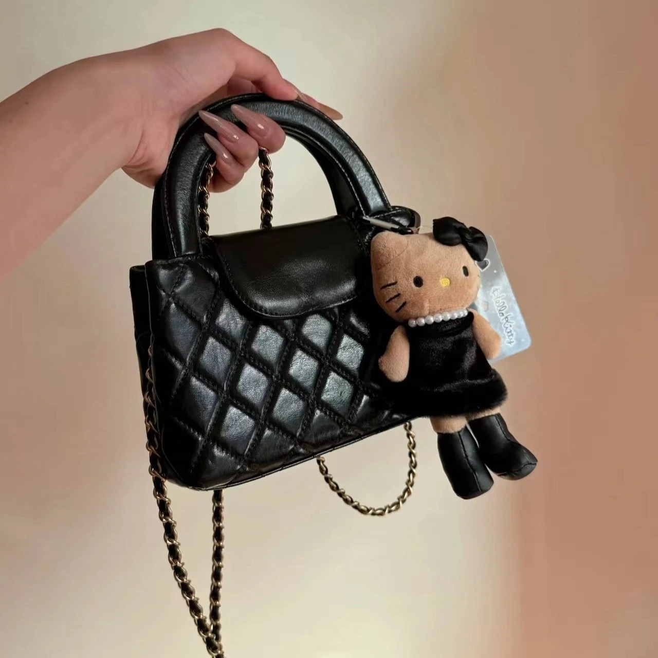 귀여운 산리오 긴 다리 헬로키티 검은 피부 플러시 키체인 펜던트 귀여운 만화 11/13/16CM 인형 장난감 백팩 펜던트 선물