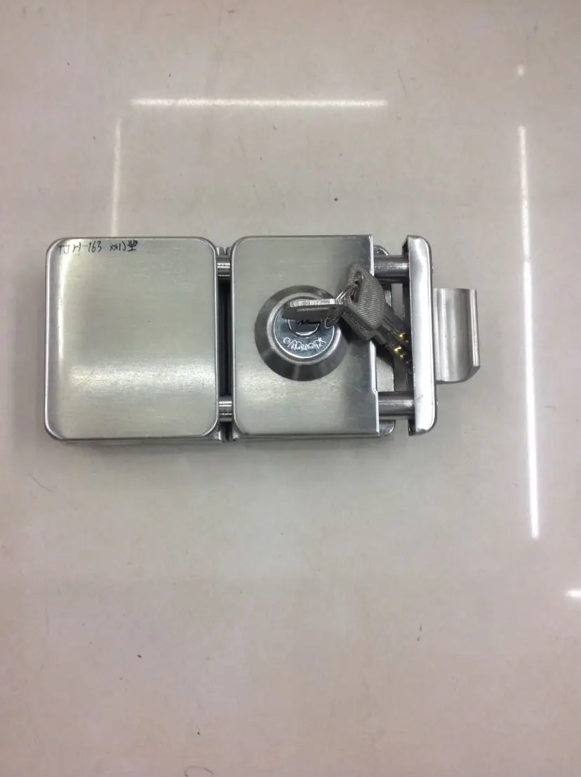 

Медный цилиндровый замок с ключом, стеклянная раздвижная защелка для двери, защита от взлома и кражи, аксессуары для раздвижных дверей для дома и коммерческого использования.