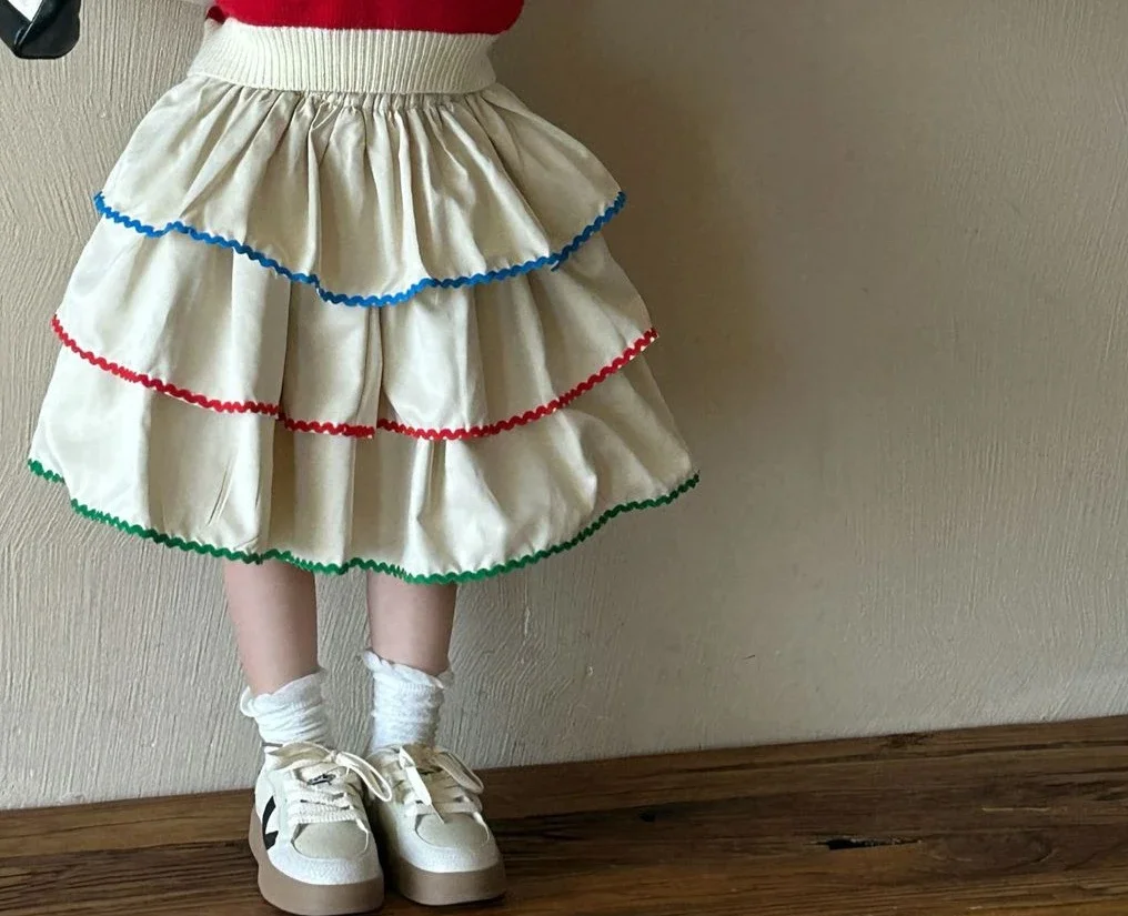 Falda de pastel colorida, primavera 2025, nueva moda coreana, dulce y bonita, falda de pastel colorida que combina con todo, ropa para niños