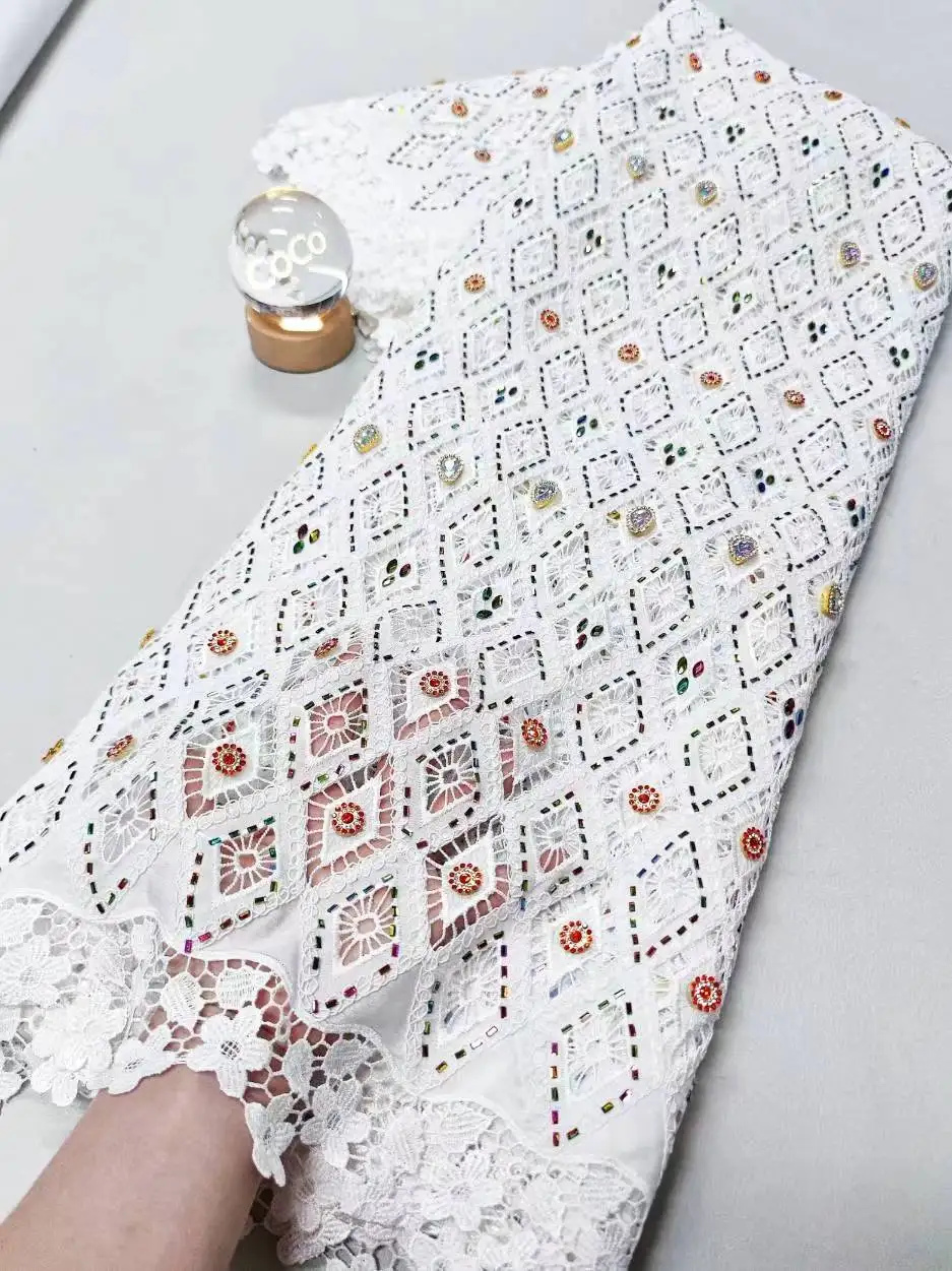 

2025 Высококачественная африканская нигерийская тюлевая кружевная ткань с вышивкой и блестками, французская гипюровая ткань для вечеринок/свадебных платьев, 5 ярдов