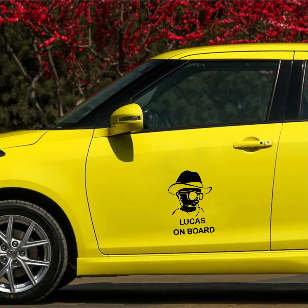 1 قطعة رجل وسيم ملون مع نظارات نص مخصص ملصقات السيارات ملصقات السيارات على ملصق السيارة خلفية الفينيل للماء