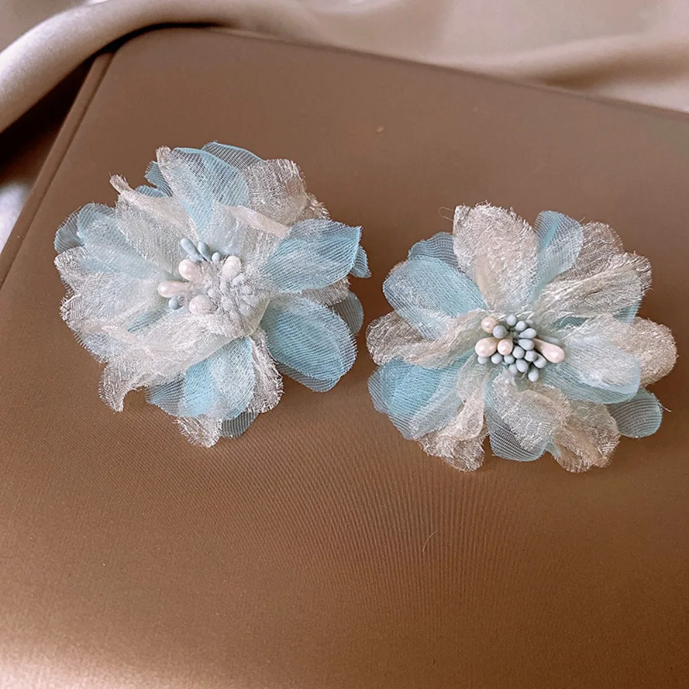 Fashion Korean Style Three-dimensional Flower Stud Earrings Luxury Fresh Mesh Earrings Sweet Fairy Earrings