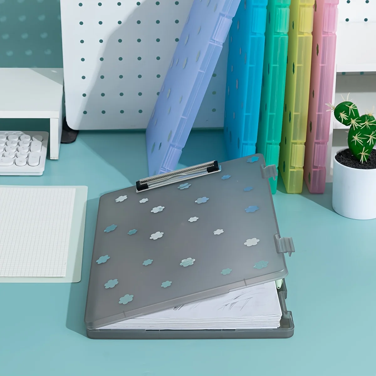 مجلد ملفات بلاستيكي مزين بالزهور مع وسادة كتابة وفتحة قلم - سعة كبيرة، صندوق منظم مكتبي مستطيل بألوان متنوعة