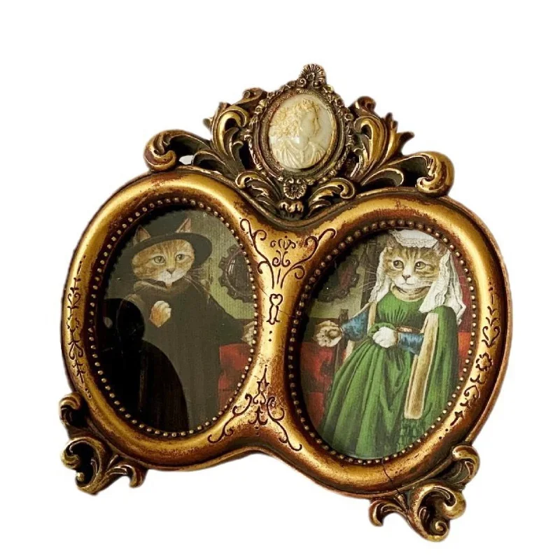 Vintage European Golden Embossed Resin Photo Frame Wall Hanging Decor for Home Hotel Luxury Carved Ornament Desktop Gift