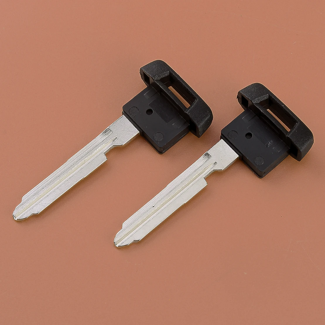 2Pcs Uncut Insert Emergency Key Blade Fit for Mitsubishi Outlander 2021 2022 2023