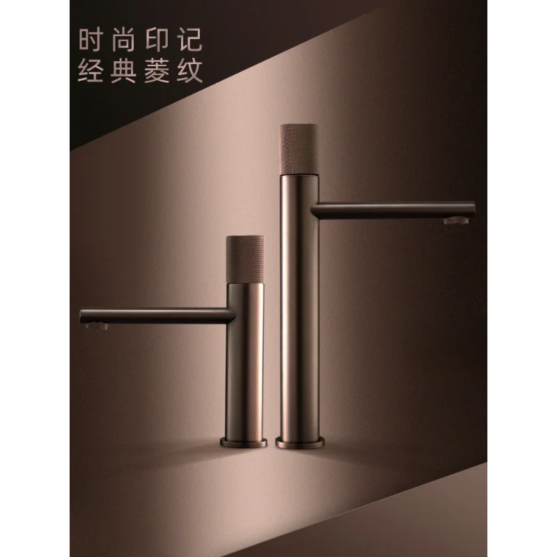 

Full copper bathroom basin, Nordic industrial style minimalist countertop basin, washbasin, hot and cold faucet