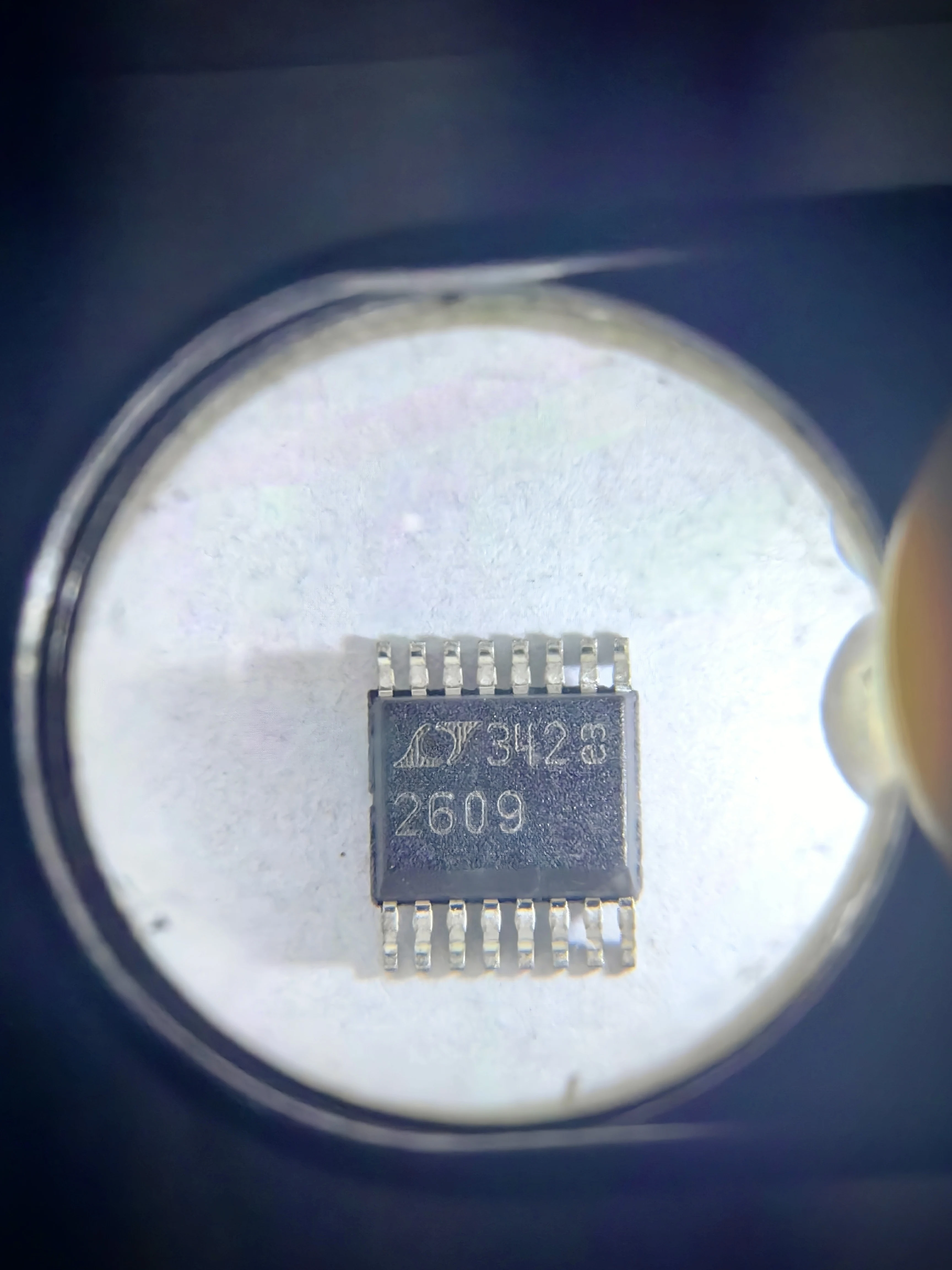 LTC2609CGN LTC2609CGN-1 LTC2609IGN LTC2609IGN-1 LTC2609 - Quad 16-/14-/12-Bit Rail-to-Rail DACs with I2C Interface