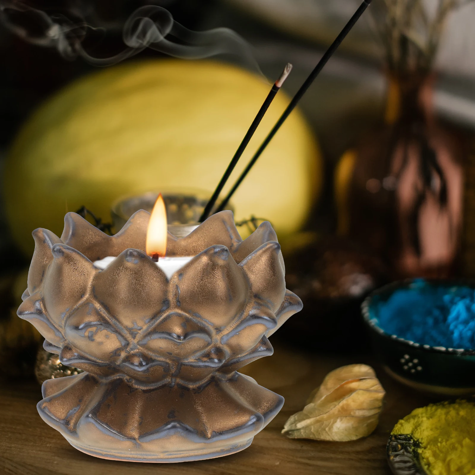 

1Pcs Creative Lotus-Shaped Holder Fine Craftsmanship Decorative Candlestick for Ancestral Worship and Home Atmosphere