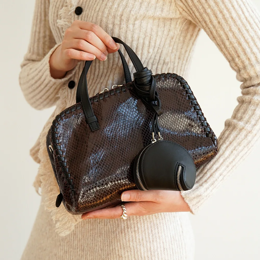2026 New First-layer Cowhide Snake Pattern Small Square Bag Crossbody Texture Simple Bag Fashion Handbag Bowling Bag