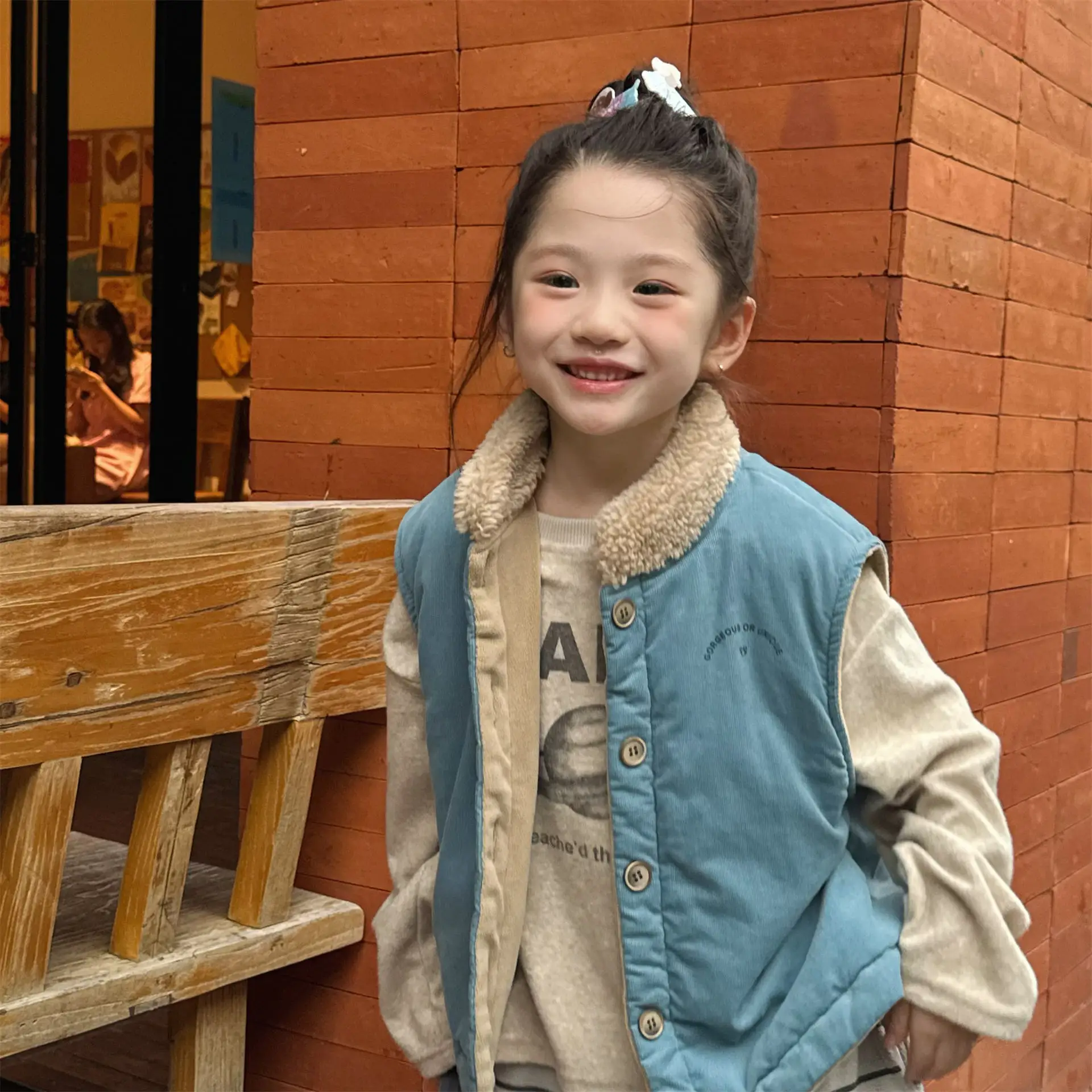 

2025 Winter New Baby Sleeveless Warm Vest Girls Plus Velvet Thick Vest Cardigan Fashion Boys Quilted Vest Jacket Kids Clothes
