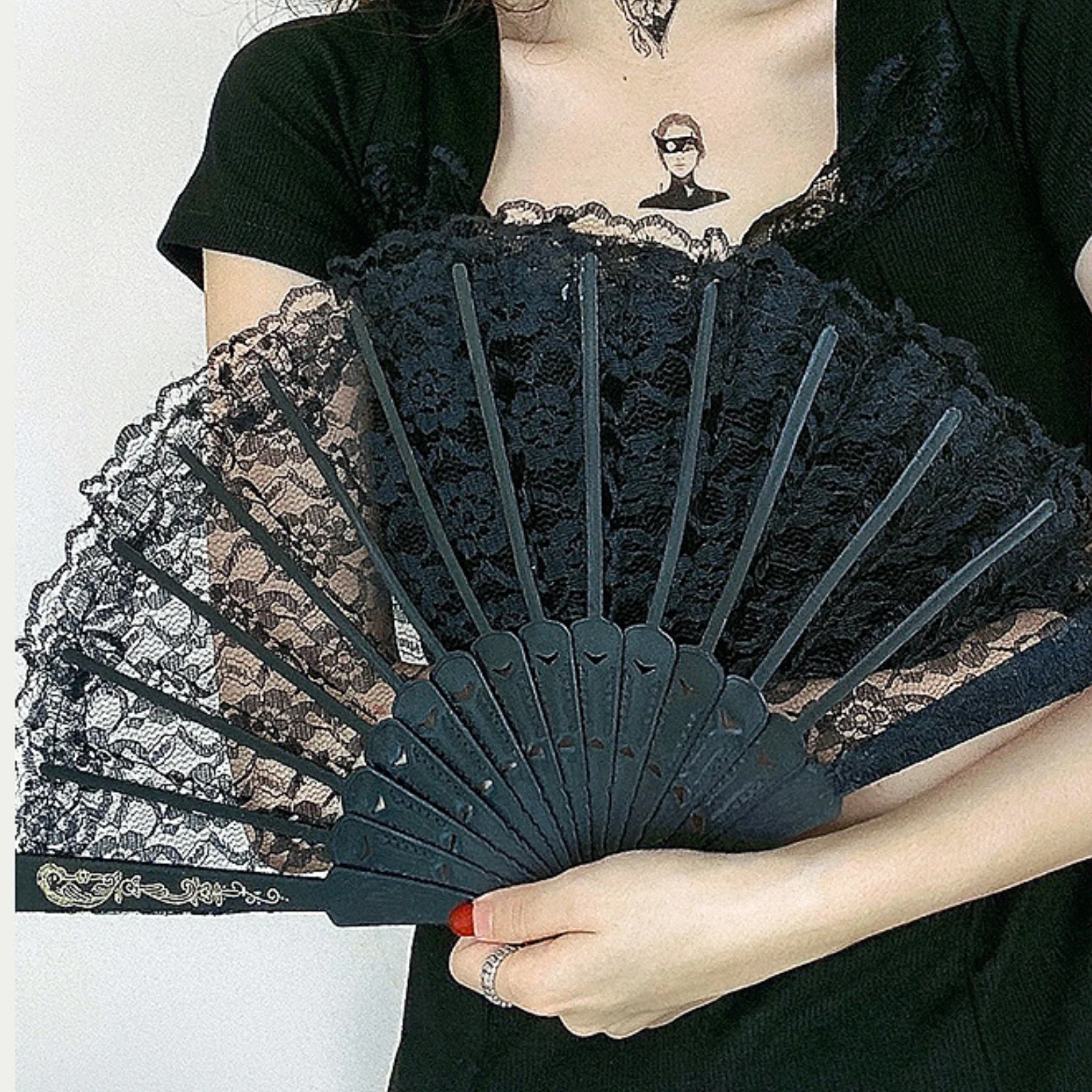 1PC Black White Lace Folding Hand Fans With Tassel Vintage Chinese Style Fans For Women Wedding Dance & Daily Decoration