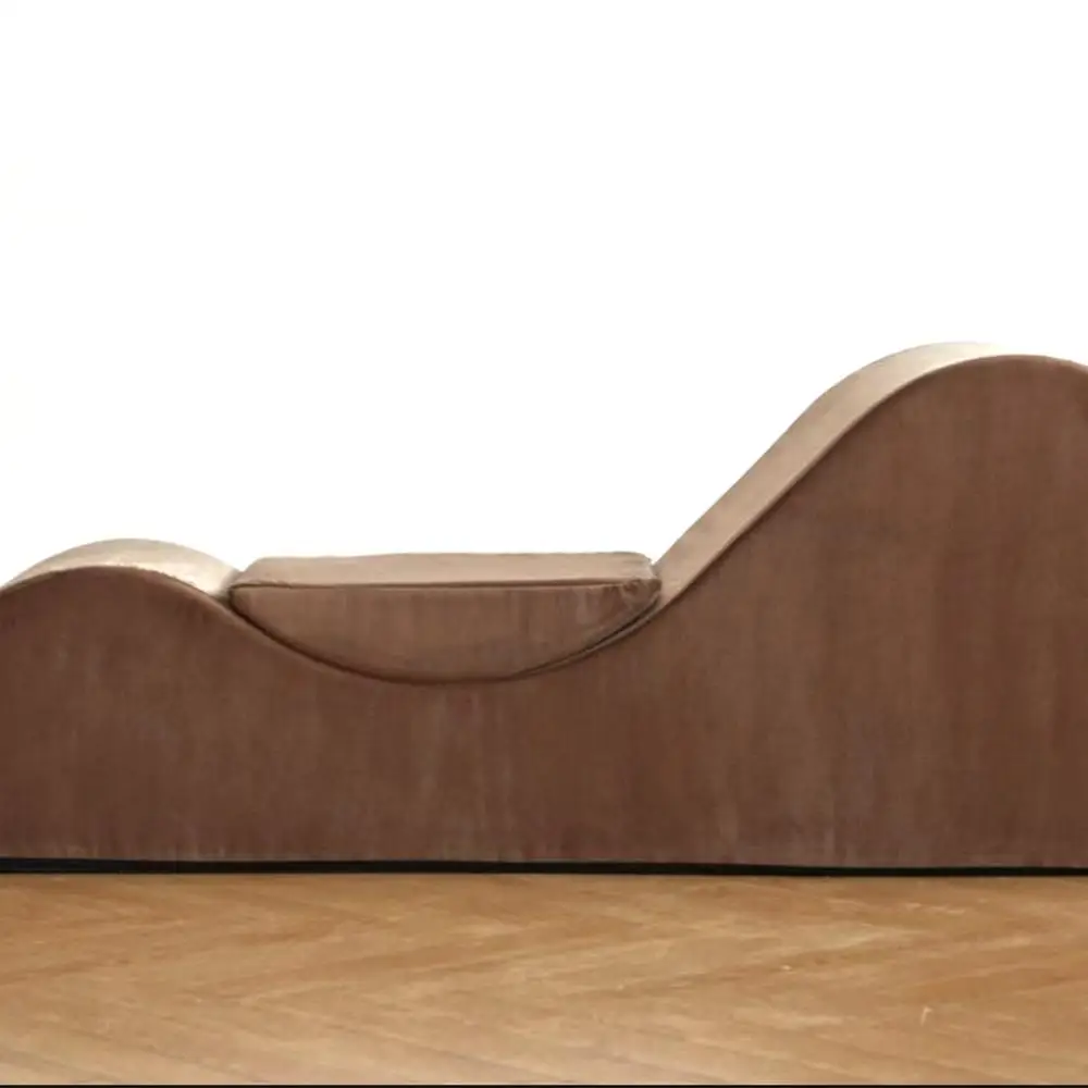 كرسي استرخاء Solace Chaise Lounge بتصميم مريح بدون جاذبية، غطاء رغوي عالي الكثافة قابل للإزالة وقابل للغسل باللون البني