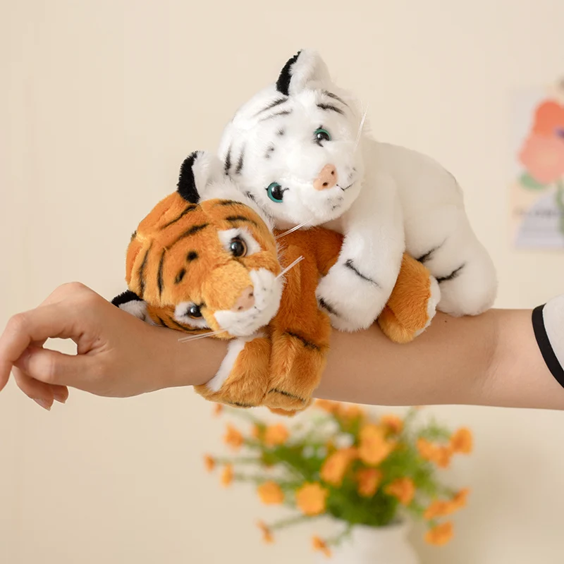 Bonita pulsera de tigre de peluche, pulsera de bofetada de Animal relleno, anillos de bofetada, llavero de juguete, muñeca para recuerdo de fiesta de niños, regalo de cumpleaños