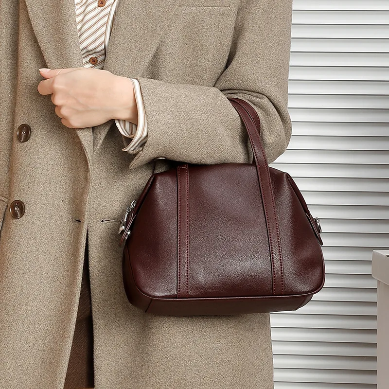 

Women's Handbag 2025 Spring Summer New High-End Leather Single oulder Boston Pillow Bag Handheld Slant Crossbody Bag