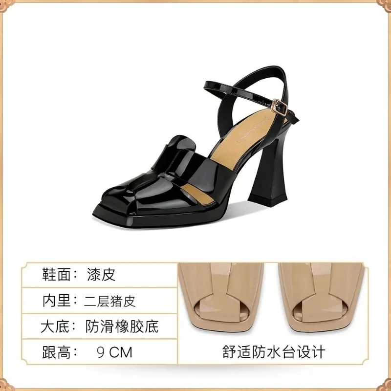 Women\'s Sandals Summer New Fashion One Line Strap Versatile Hollow Headed Roman Thick High Heels Women\'s Sandals