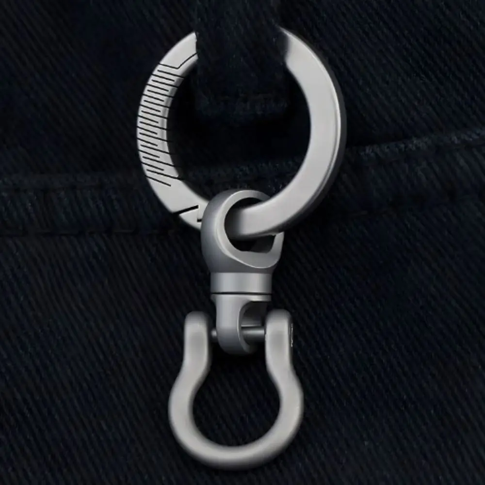 

New Portable Titanium Alloy Keychain Ultra-light 360° Rotatable Car Key Ring Brass Keychain Outdoor Small Tool