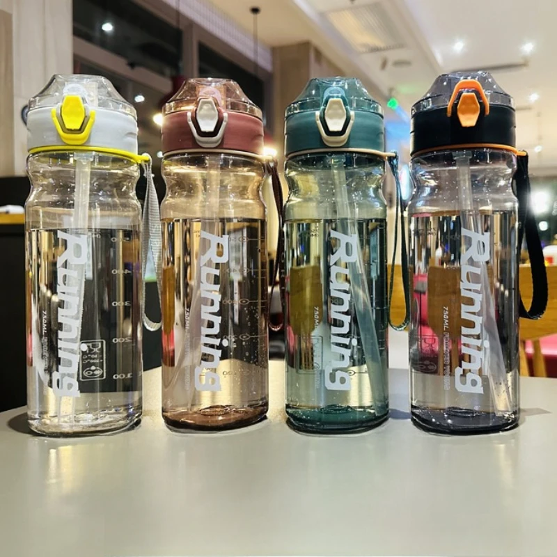 750ML Sports Water Bottle Drop Resistant Drink Cup for Sport Outdoor Plastic Drink Bottle Large Capacity Leakproof with Handle