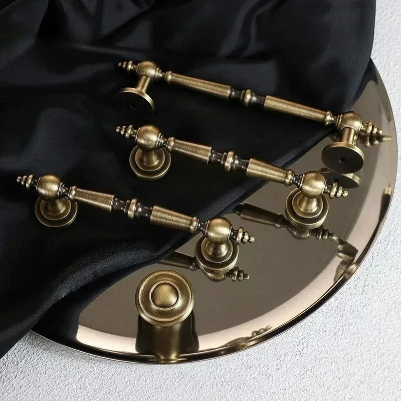 European Vintage Bronze Bedroom Pulls / Vertical Lines Solid Brass Drawer Knobs T Bar Handle Kitchen Cabinet Door Handles Pulls