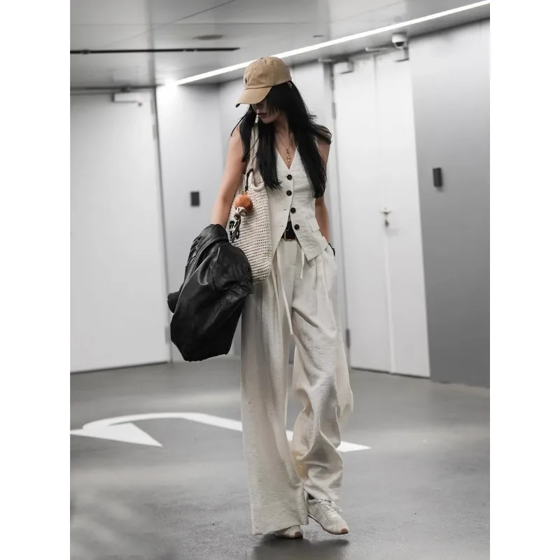 

Модная высокая удлиненная версия из хлопка и льна в стиле Old Money, приталенный жилет, широкие брюки большого размера, простой повседневный модный комплект