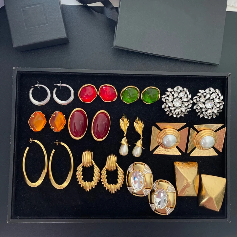 

Europe Vintage Circular Colored Crystal Large Earrings Ear Clip Women Top Quality Luxury Jewelry Trend