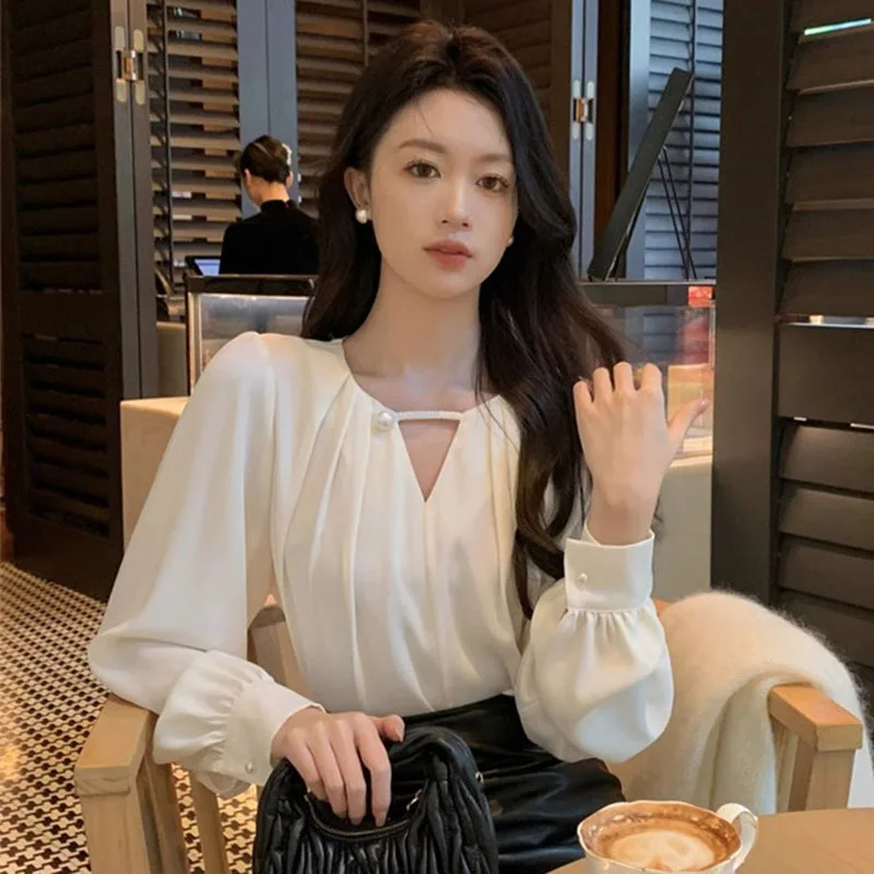 

Women's French Elegant Satin Shirt Fashion Commuter V-neck Button Pleated Shirts Spring New Simple Solid Color Long Sleeve Tops