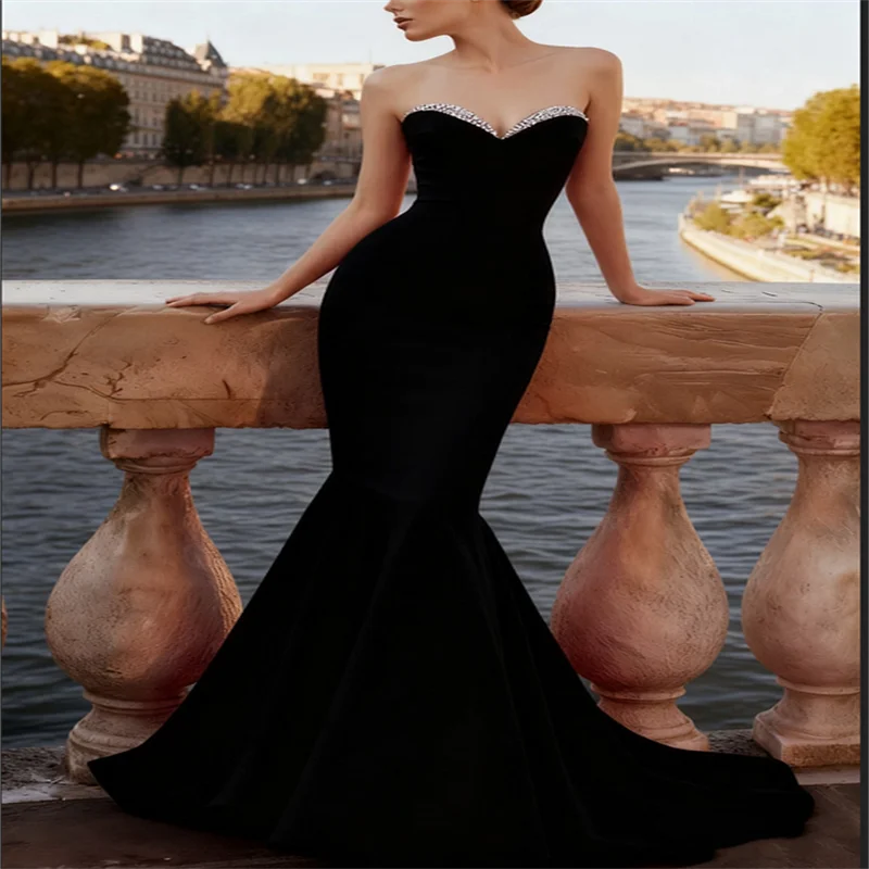 Elegantes schickes Damen-Abendkleid, rotes Damen-Abendkleid, Meerjungfrau-Partykleider 2025, trägerloses langes Ballkleid, individuell gestaltet
