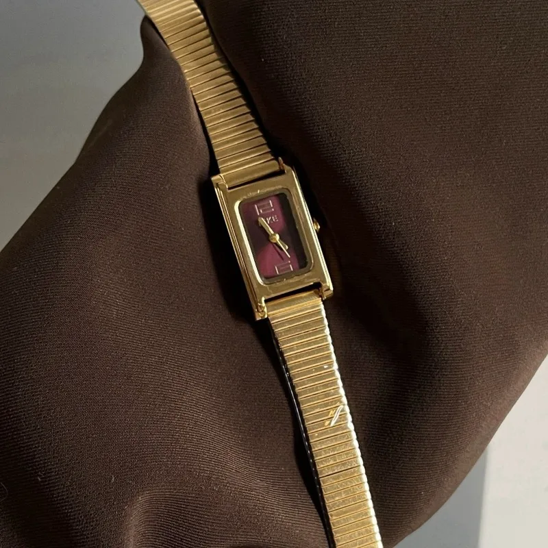 جديد فاخر المرأة الصغيرة الهاتفي سوار ذهب ساعة خمر الوجه الأحمر الكوارتز الفولاذ المقاوم للصدأ حزام ساعات المعصم هدايا السيدات #6