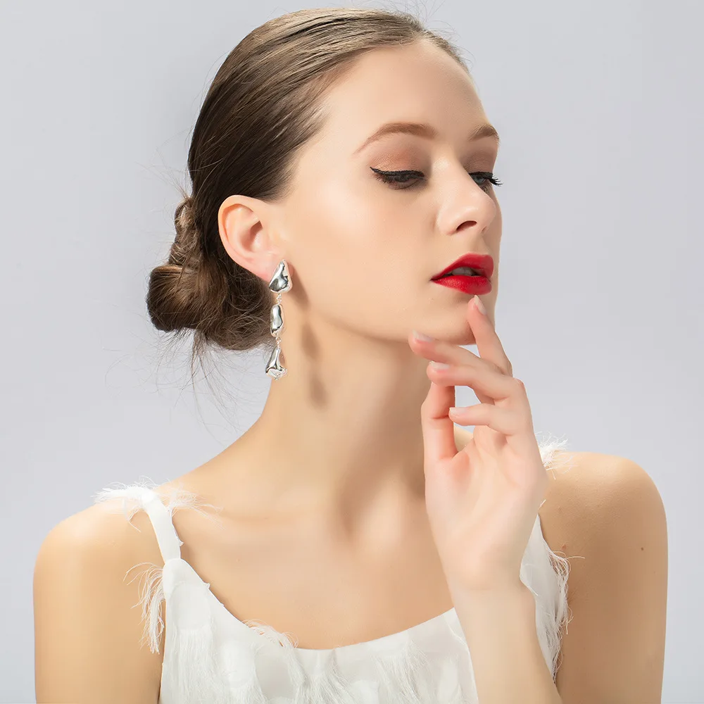 DIY accessories special for hot-selling European and American atmospheric earrings, fashion belt pendant, long versatile medium