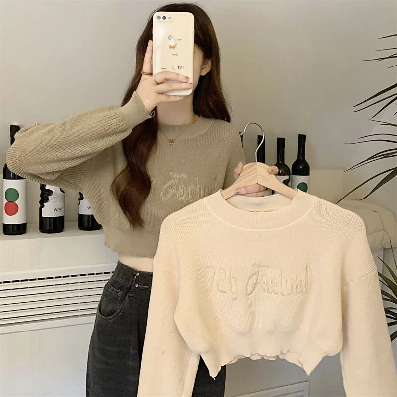 Autumn Women Letter Embroidery Round Neck Long Sleeve Loose Sexy Short Knitted Sweater