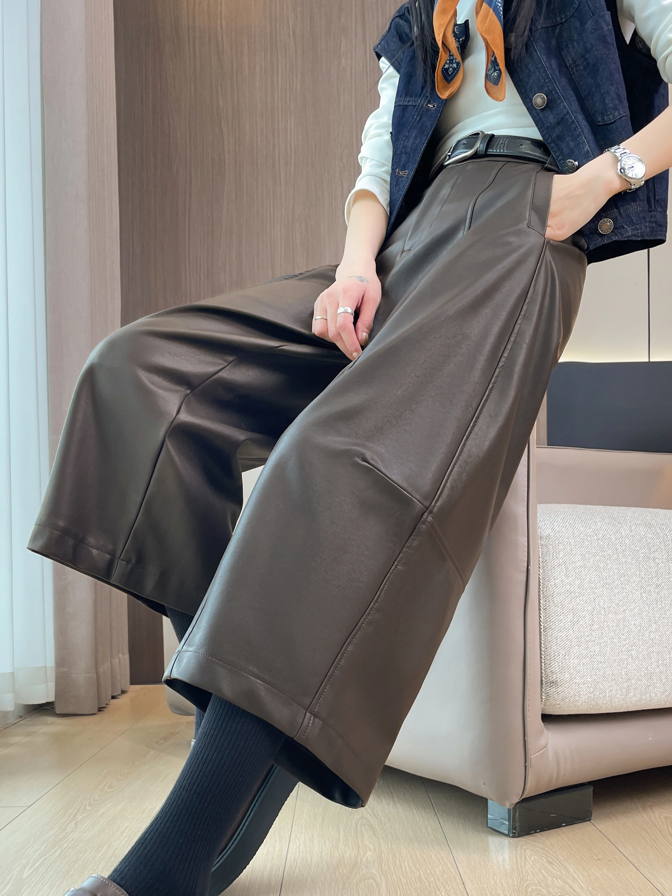 Bla PU-Leder Weite Hose für Damen, Coole Herbst-Winter Slim-Fit Dreiviertel-Hose, Lässige High-Waist Hose mit Reißverschluss