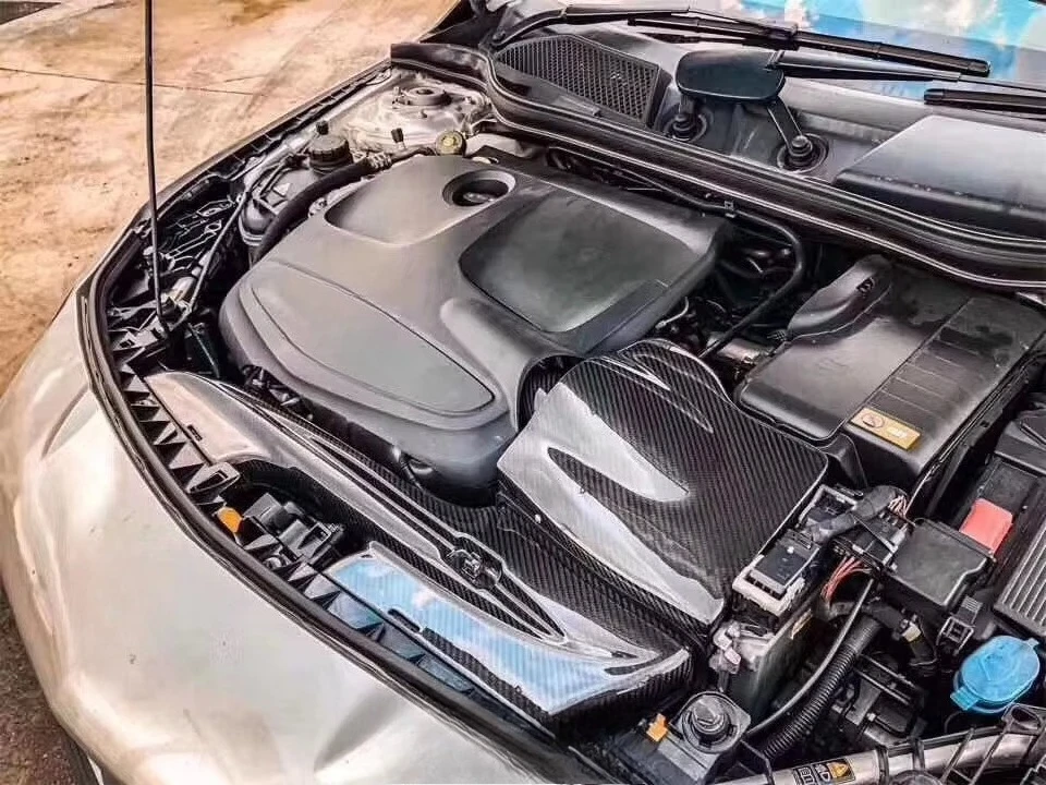 

High Performance Factory Direct Sales 100% Dry Carbon Fiber Cold Air Intake System, Suitable for CLA Class A W176