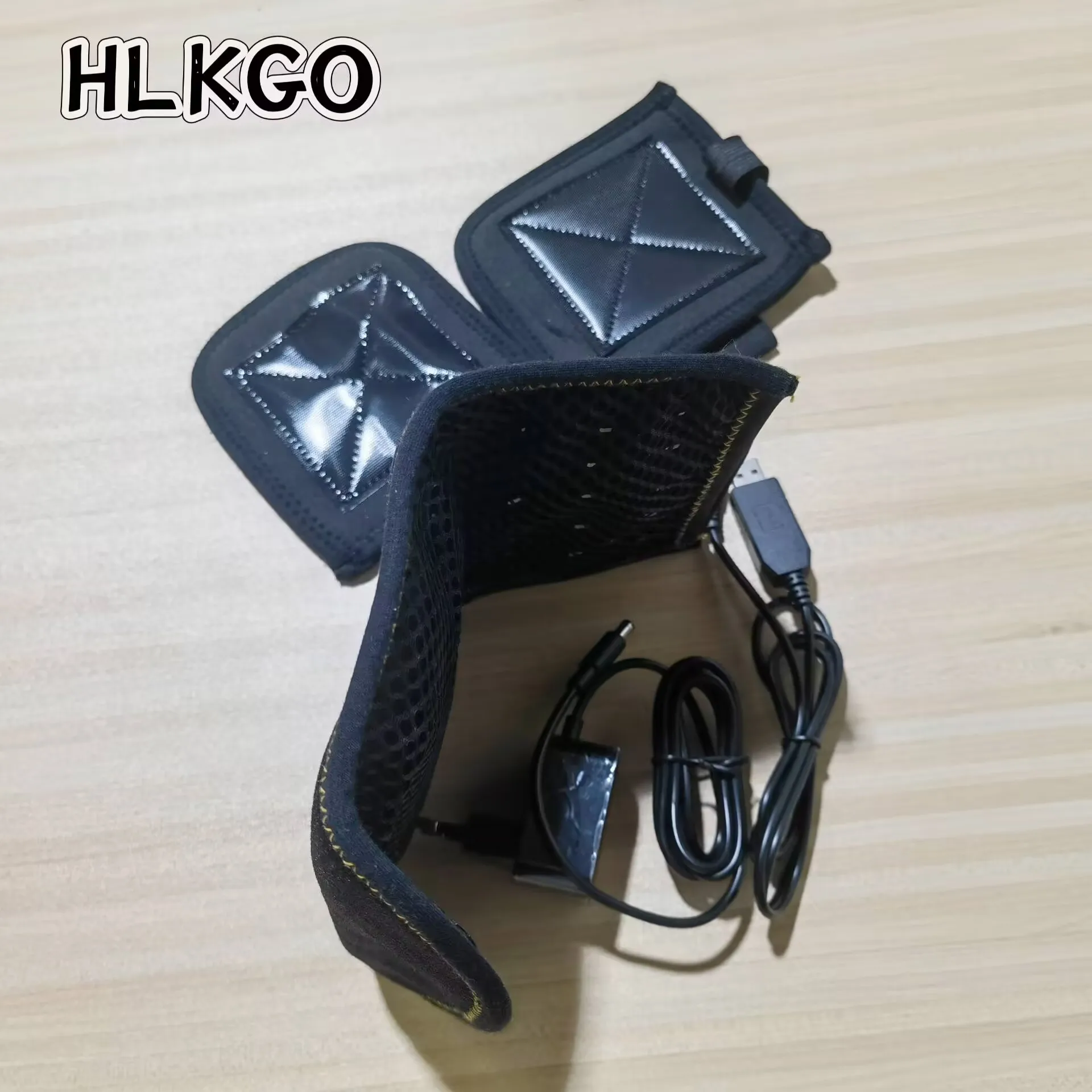 

Dual Wavelength Red Light Therapy Glove with 50 LEDs Soothe Hand Pain, Reduce Swelling, Anti-Inflammatory, Beauty Device