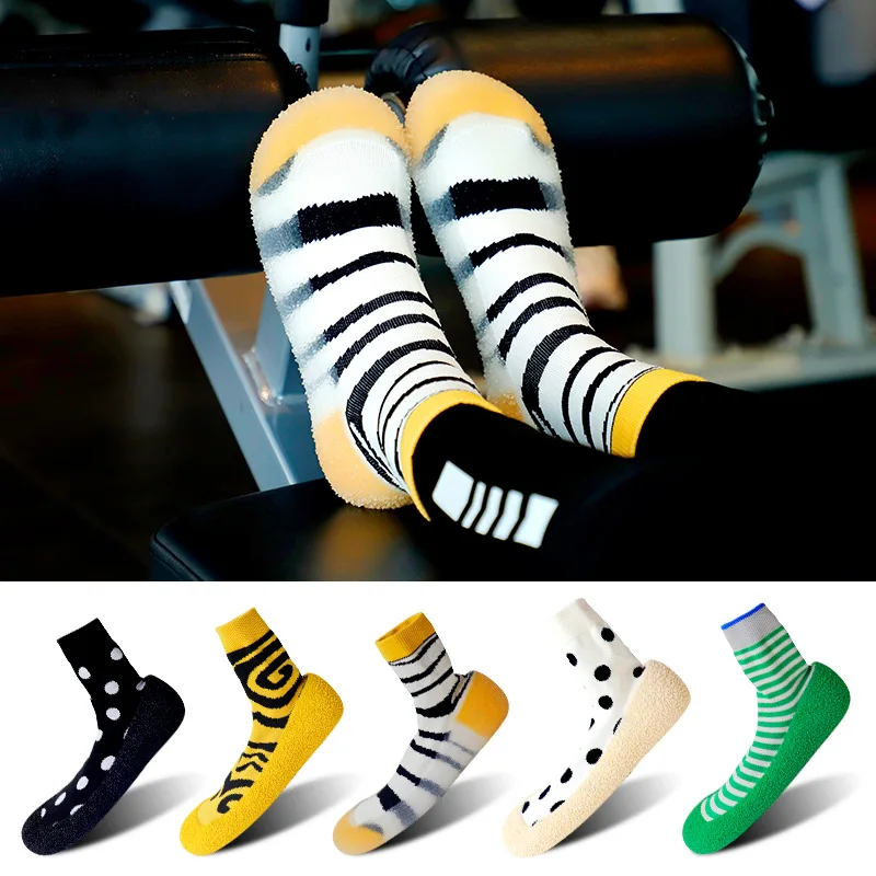 

Adult Indoor Fitness Shoes Anti-slip Thick Skipping Rope Skipping Silent Yoga Shoes Pilates Breathable Soft Training Flat Shoes