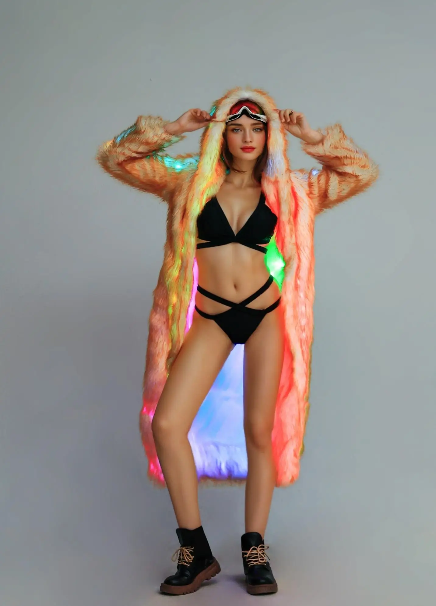 معطف نسائي من الفرو الصناعي أزياء الهالوين التأثيرية سترة LED ملونة بقلنسوة دافئة مقاس كبير معطف منفوش مضيء للحفلات والرقص